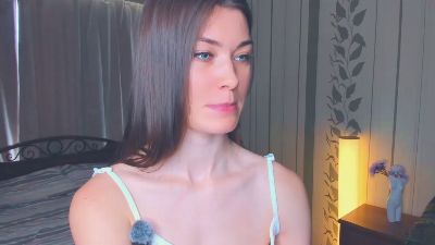 AlbertaHelley live cam on Cam4