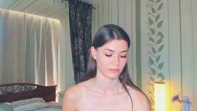 AlbertaHelley live cam on Cam4