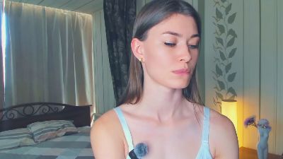 AlbertaHelley live cam on Cam4