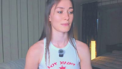 AlbertaHelley live cam on Cam4
