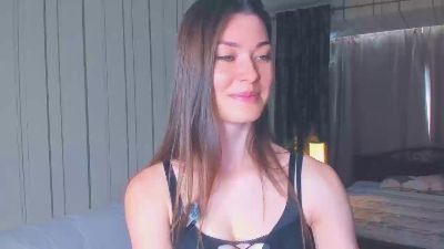 AlbertaHelley live cam on Cam4