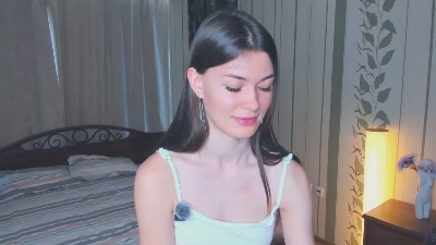 AlbertaHelley live cam on Cam4