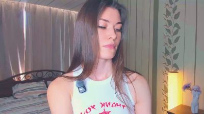 AlbertaHelley live cam on Cam4
