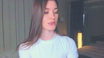 AlbertaHelley live cam on Cam4