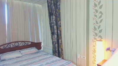AlbertaHelley live cam on Cam4