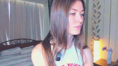 AlbertaHelley live cam on Cam4