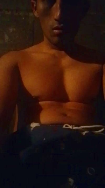 Albertoxdpro22 live male webcam from Venezuela