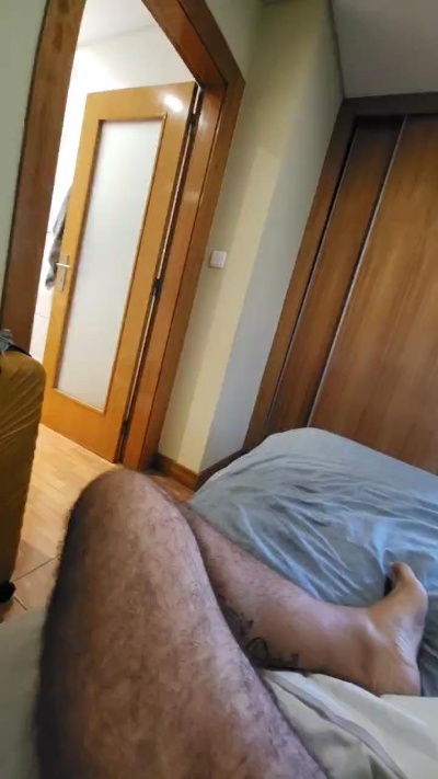 Albertpjo650 live cam on Cam4