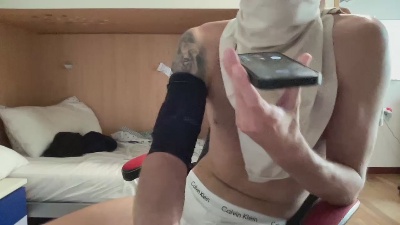 Albo2307 live cam on Cam4