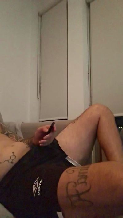 Alca_2022 live cam on Cam4