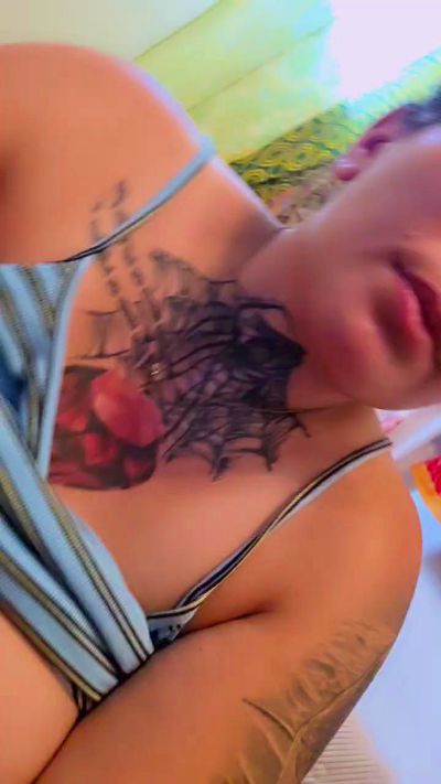 AleXXX000777 live cam on Cam4