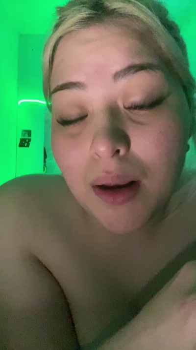 Ale_jandras webcam