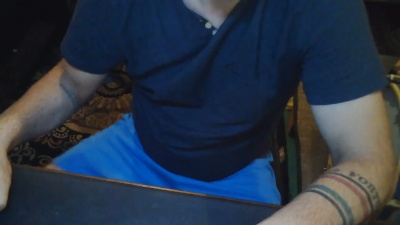 Ale_lick89 live cam on Cam4