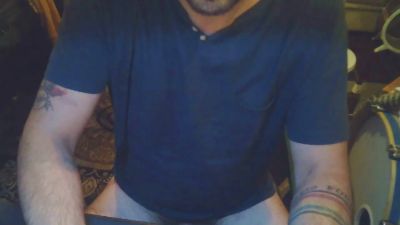Ale_lick89 live cam on Cam4