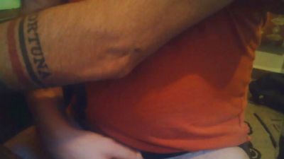 Ale_lick89 live cam on Cam4