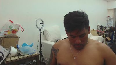Ale_mhm live cam on Cam4
