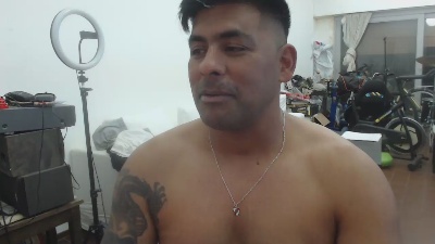 Ale_mhm live cam on Cam4