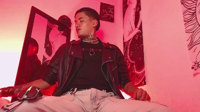 AlecBanne live cam on Cam4