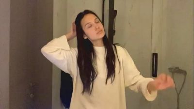 AleenGuckes live cam on Cam4