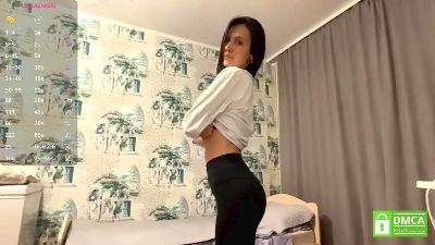 AleenGuckes live cam on Cam4