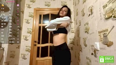 AleenGuckes live cam on Cam4
