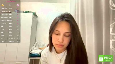 AleenGuckes live cam on Cam4