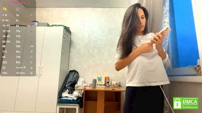AleenGuckes live cam on Cam4