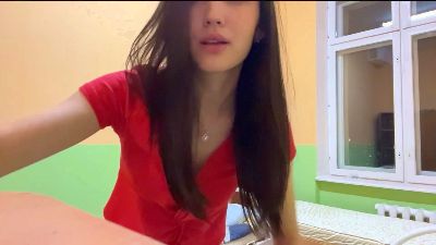 AleenGuckes live cam on Cam4
