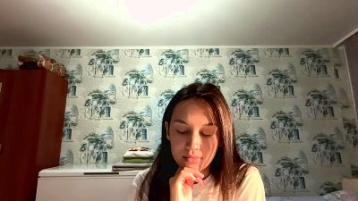 AleenGuckes live cam on Cam4