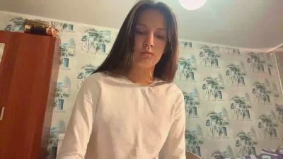 AleenGuckes live cam on Cam4
