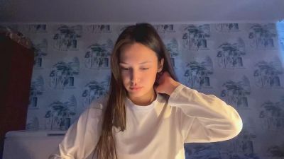 AleenGuckes live cam on Cam4