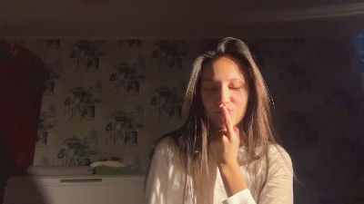 AleenGuckes live cam on Cam4