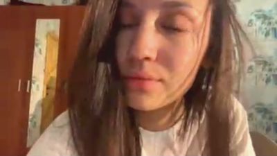 AleenGuckes live cam on Cam4