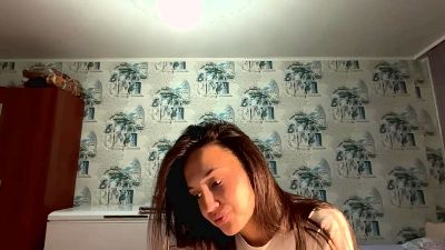 AleenGuckes live cam on Cam4