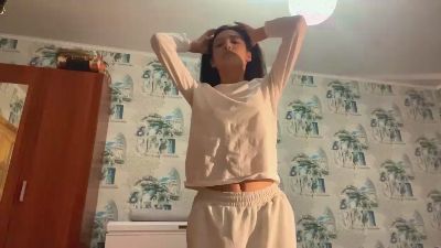 AleenGuckes live cam on Cam4