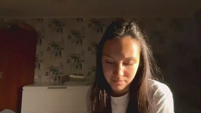 AleenGuckes live cam on Cam4