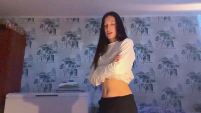 AleenGuckes live cam on Cam4