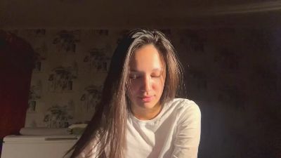 AleenGuckes live cam on Cam4