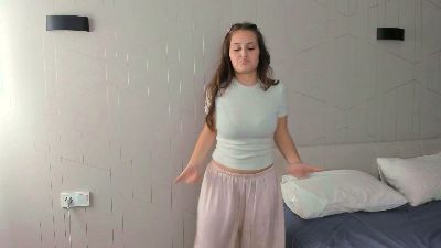 AleidaMaze live cam on Cam4