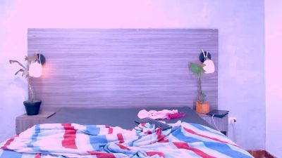 Alejandro_Curls live cam on Cam4