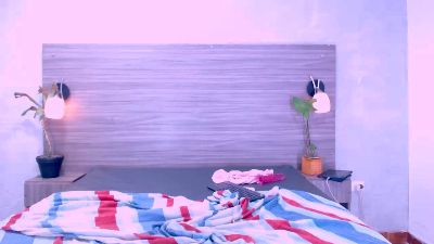 Alejandro_Curls live cam on Cam4