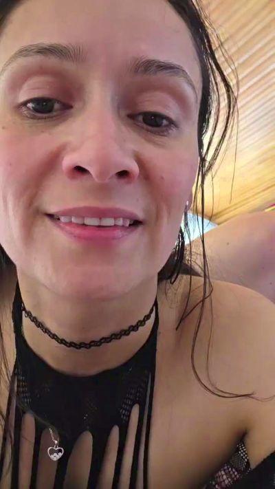 Alejita live cam on Cam4