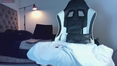 Alejox_1 live cam on Cam4