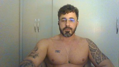 Alers87 live cam on Cam4