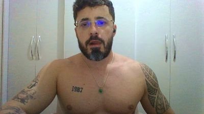Alers87 live cam on Cam4