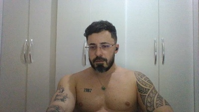 Alers87 live cam on Cam4