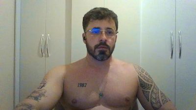 Alers87 live cam on Cam4