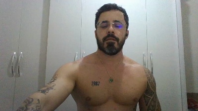 Alers87 live cam on Cam4