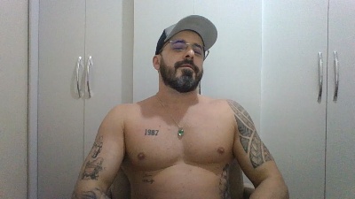 Alers87 live cam on Cam4