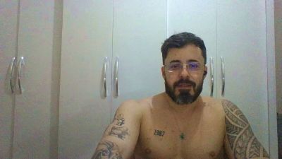 Alers87 live cam on Cam4